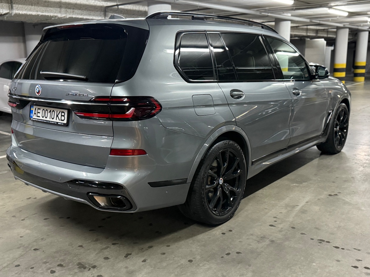 BMW X7 - фото 22
