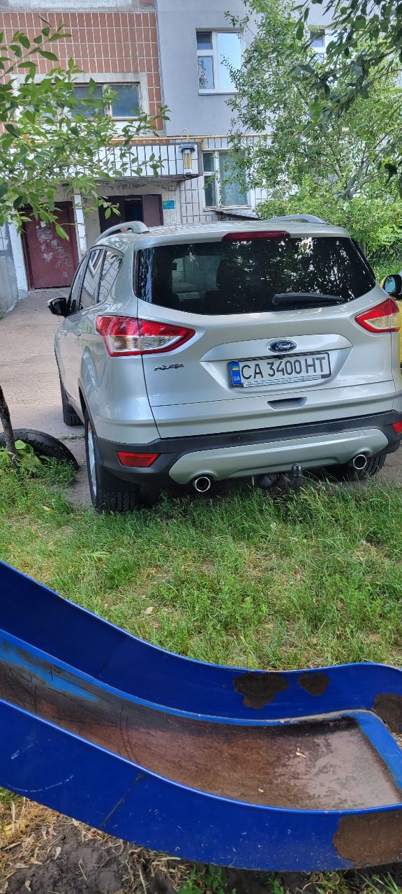 Ford Kuga - фото 3