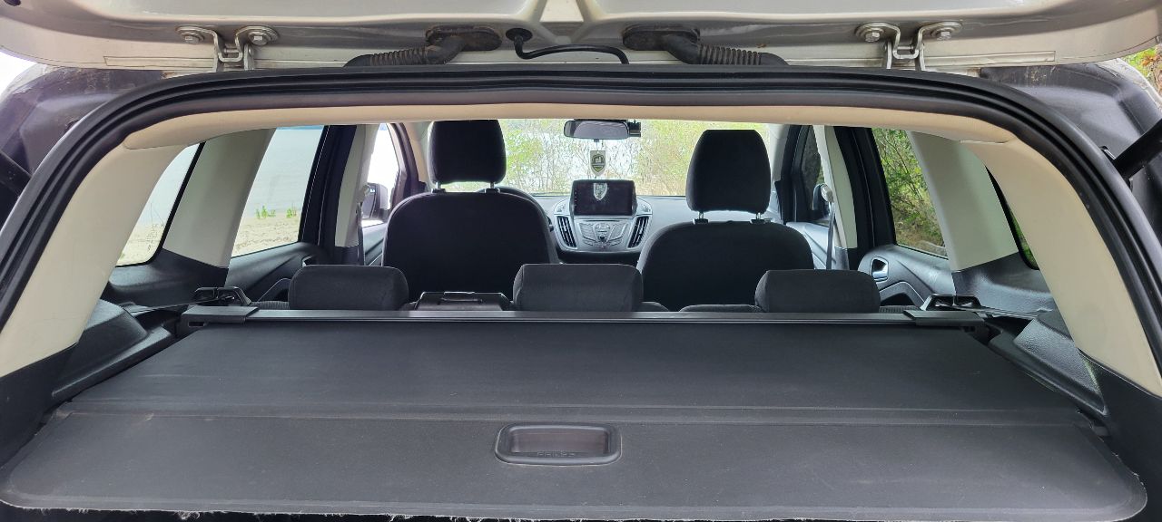 Ford Kuga - фото 7