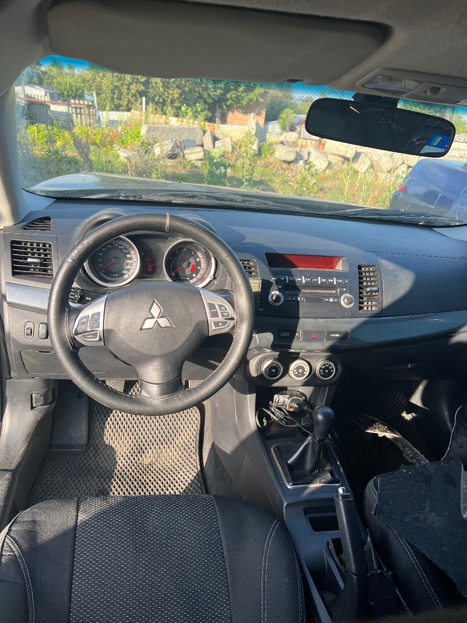 Mitsubishi Lancer - фото 5