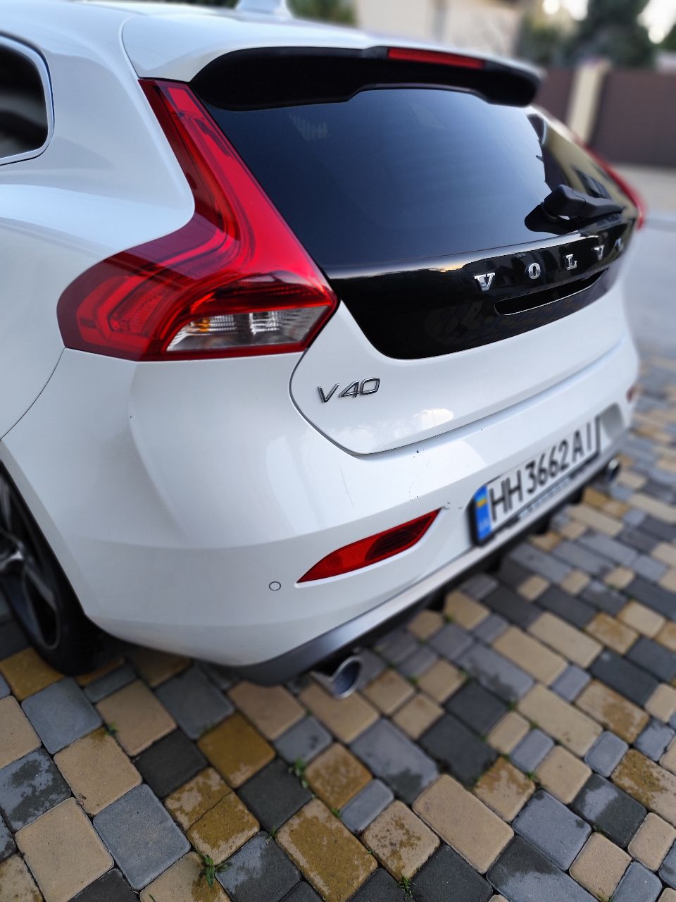 Volvo V40 - фото 3