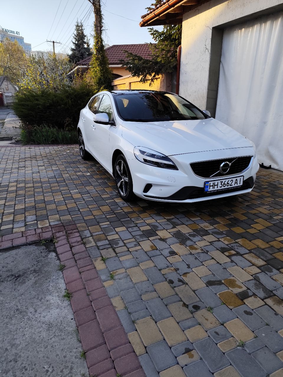 Volvo V40 - фото 37