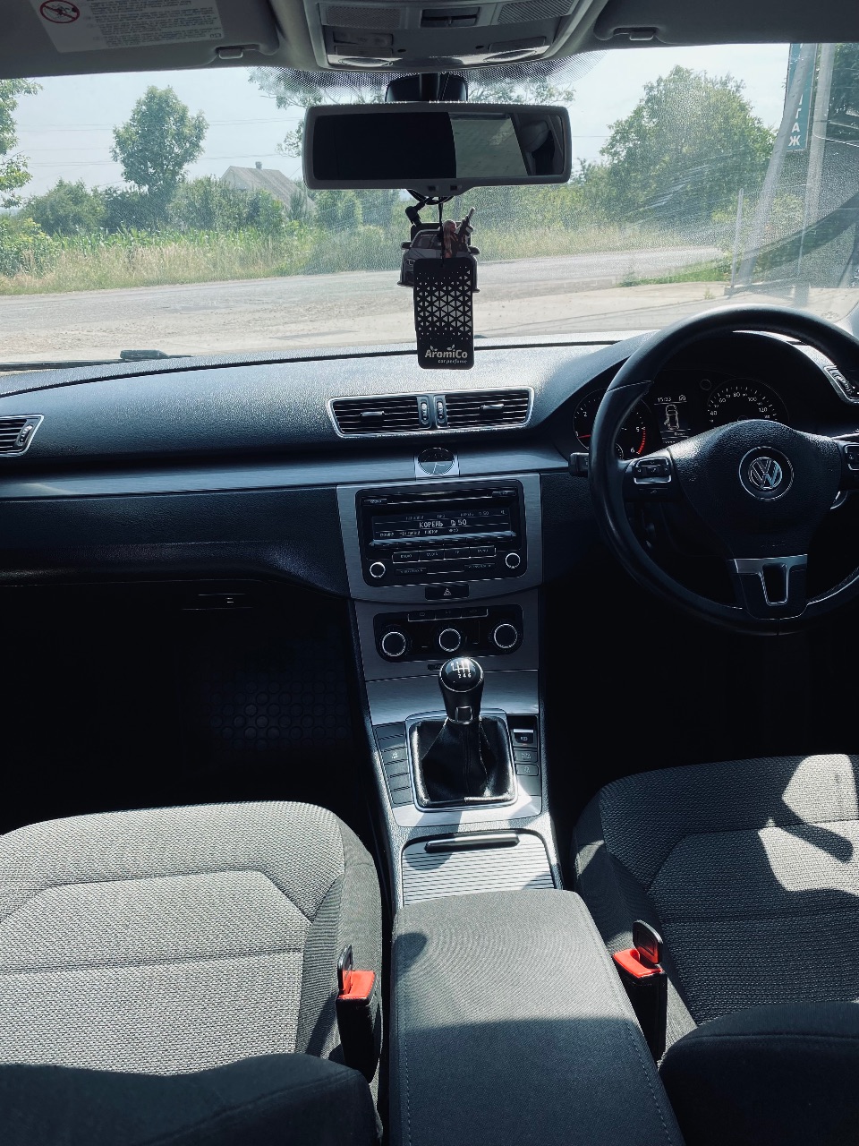 Volkswagen Passat - фото 8