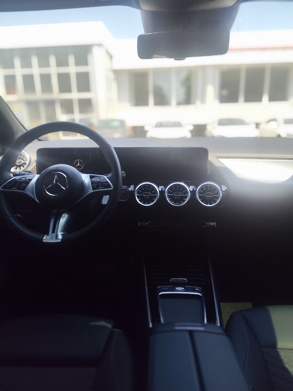 Mercedes-Benz EQA - фото 7