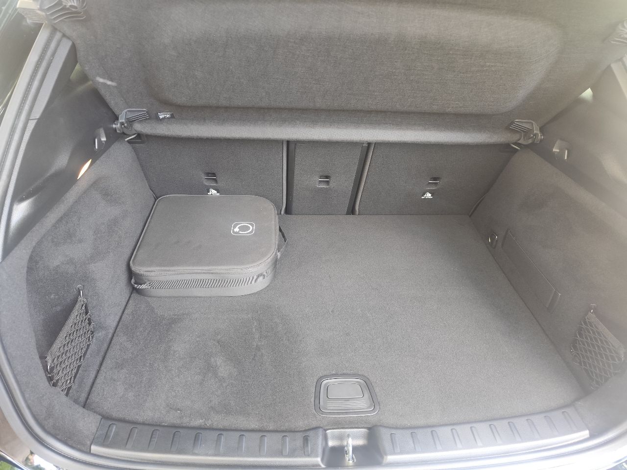 Mercedes-Benz EQA - фото 35