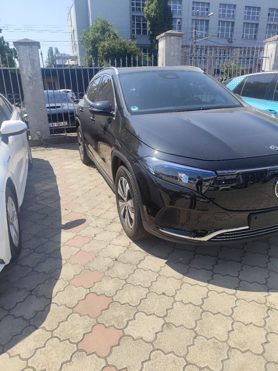 Mercedes-Benz EQA - фото 1