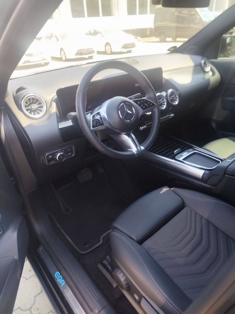 Mercedes-Benz EQA - фото 6