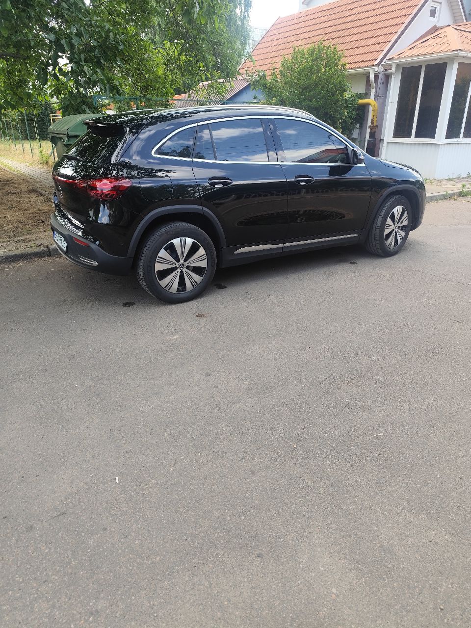 Mercedes-Benz EQA - фото 8