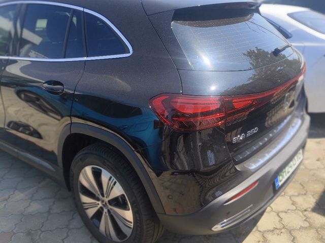 Mercedes-Benz EQA - фото 5