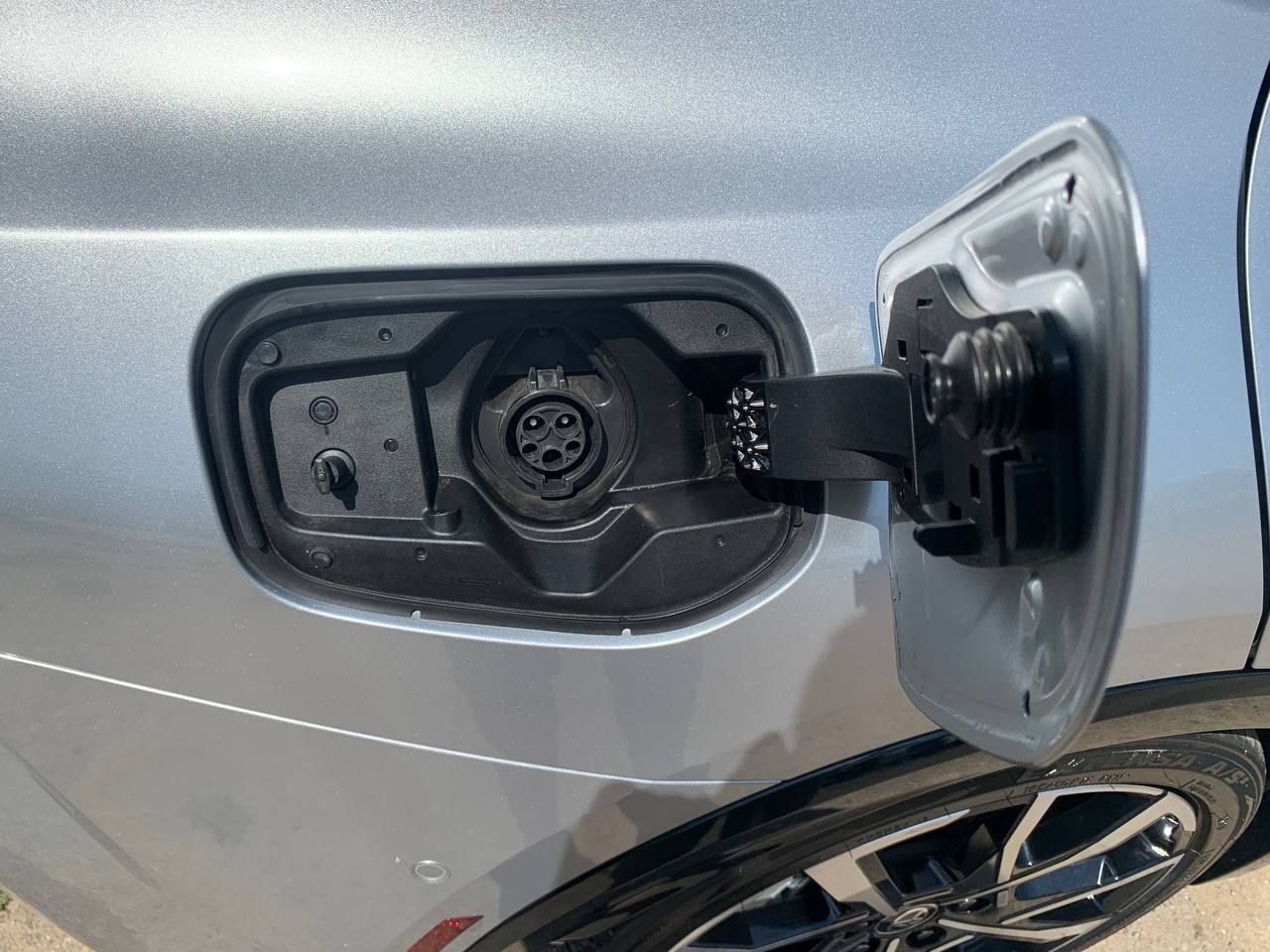 Toyota Prius - фото 8