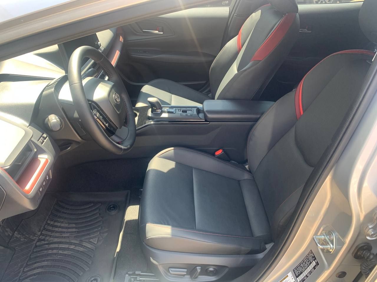 Toyota Prius - фото 12