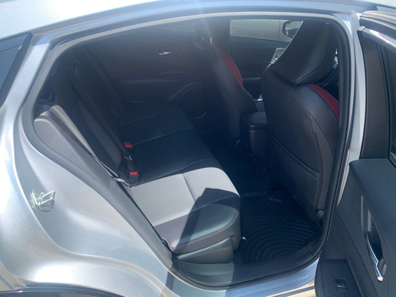 Toyota Prius - фото 15