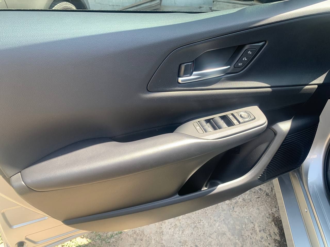 Toyota Prius - фото 13