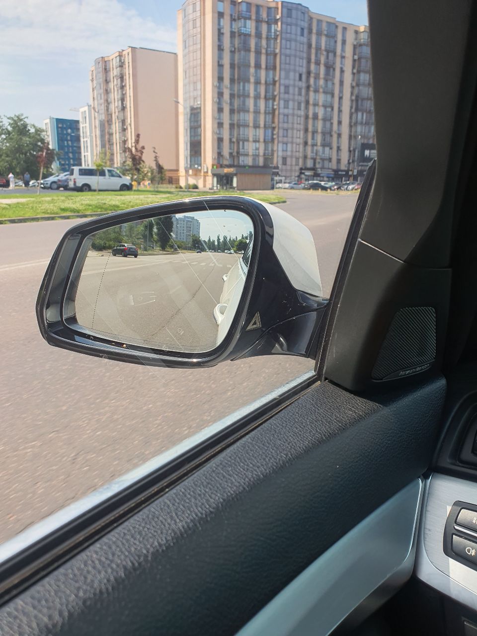 BMW 5 серії - фото 1