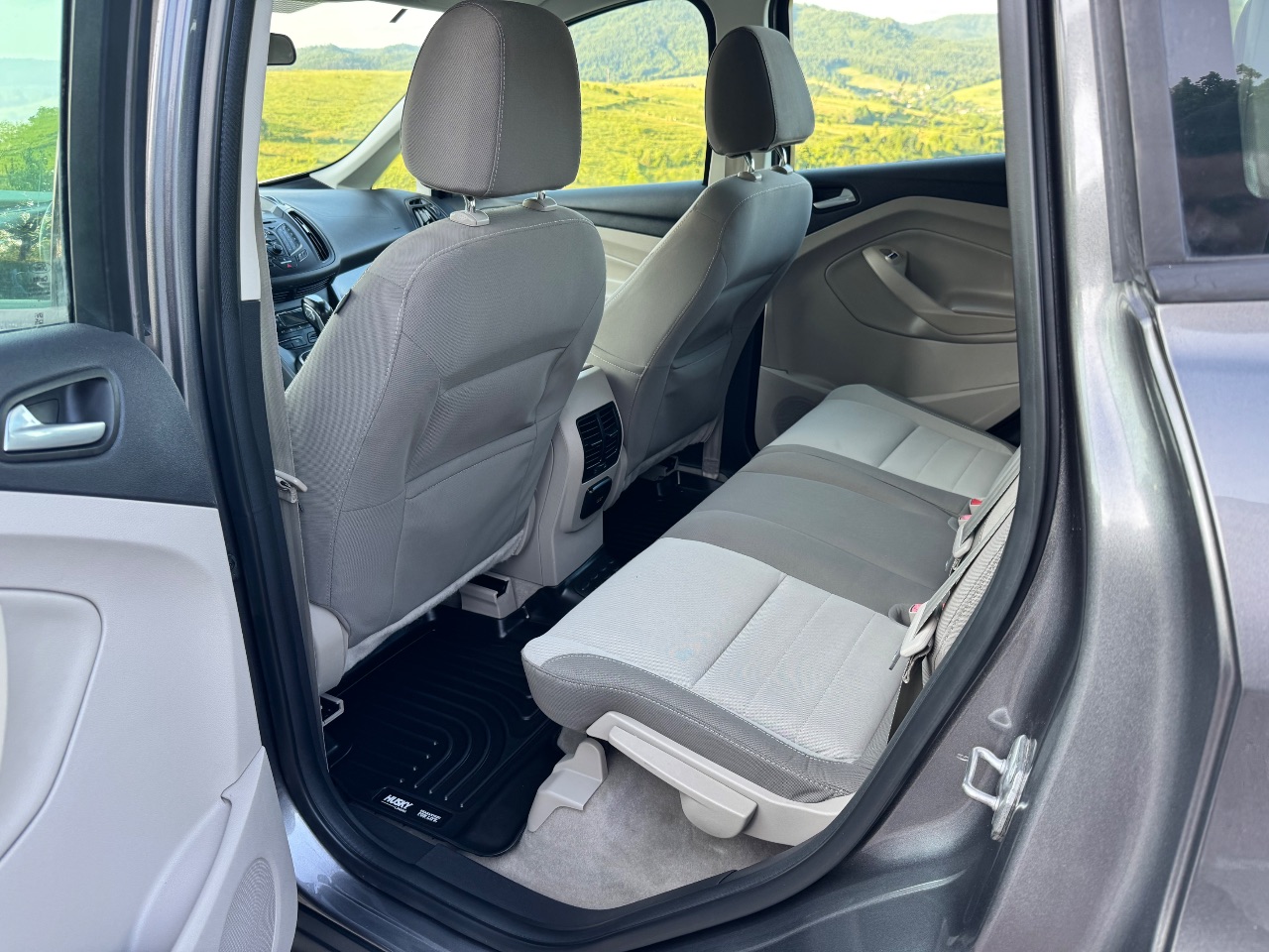 Ford C-MAX - фото 10