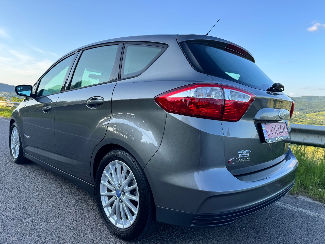 Ford C-MAX - фото 15