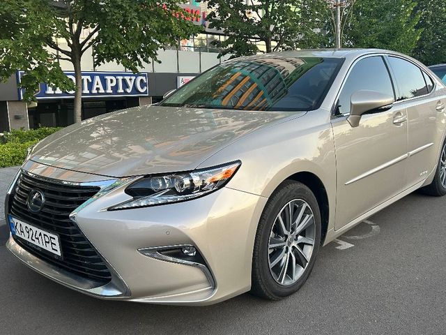 Lexus ES - зображення 1