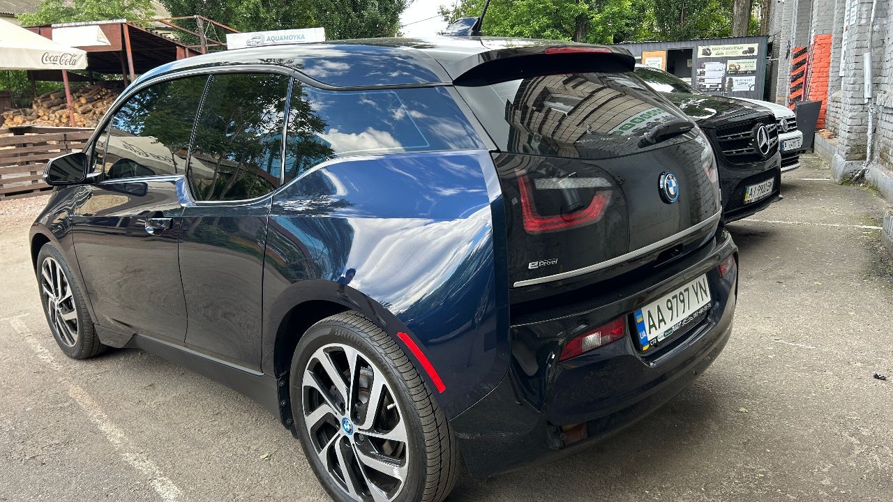 BMW i3 - фото 5