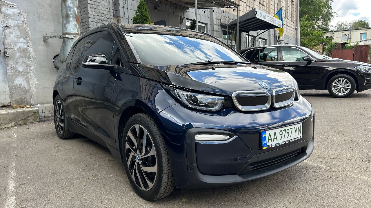 BMW i3 - фото 2
