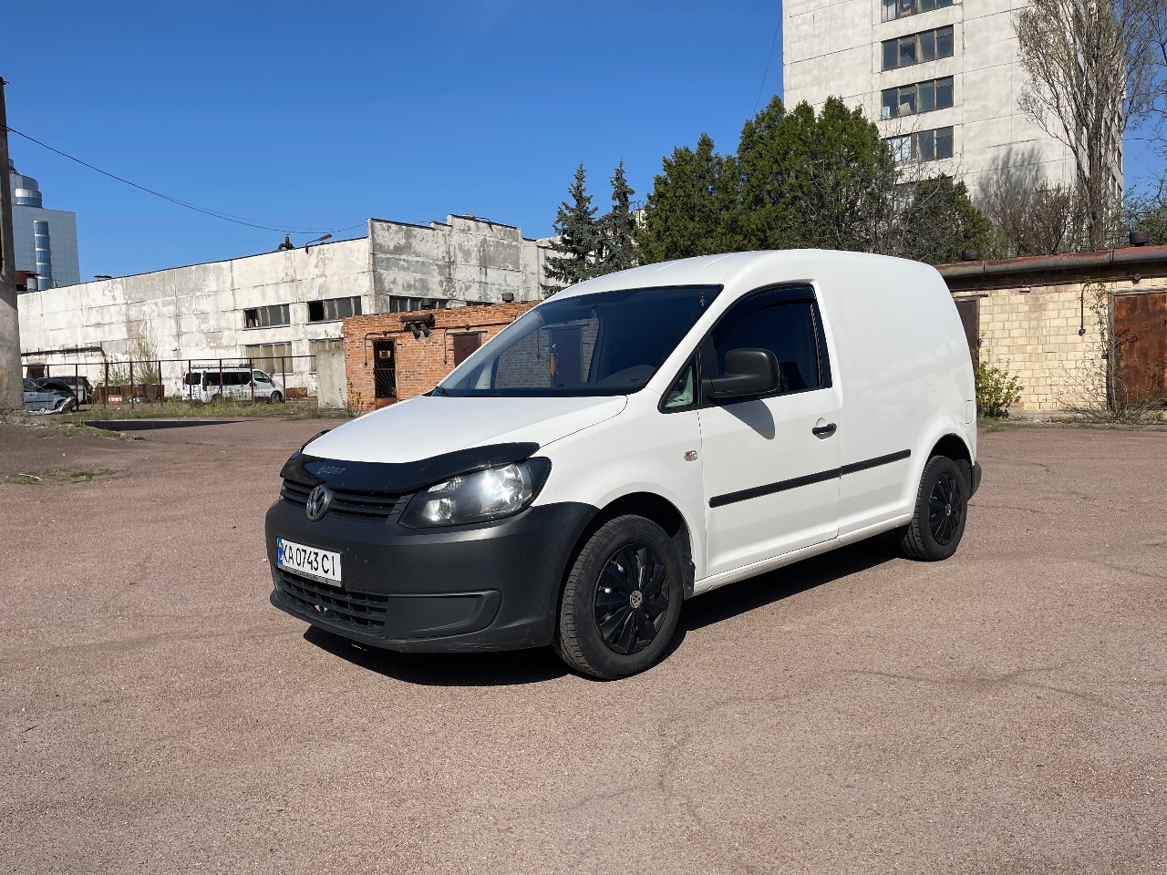 Volkswagen Caddy - фото 1