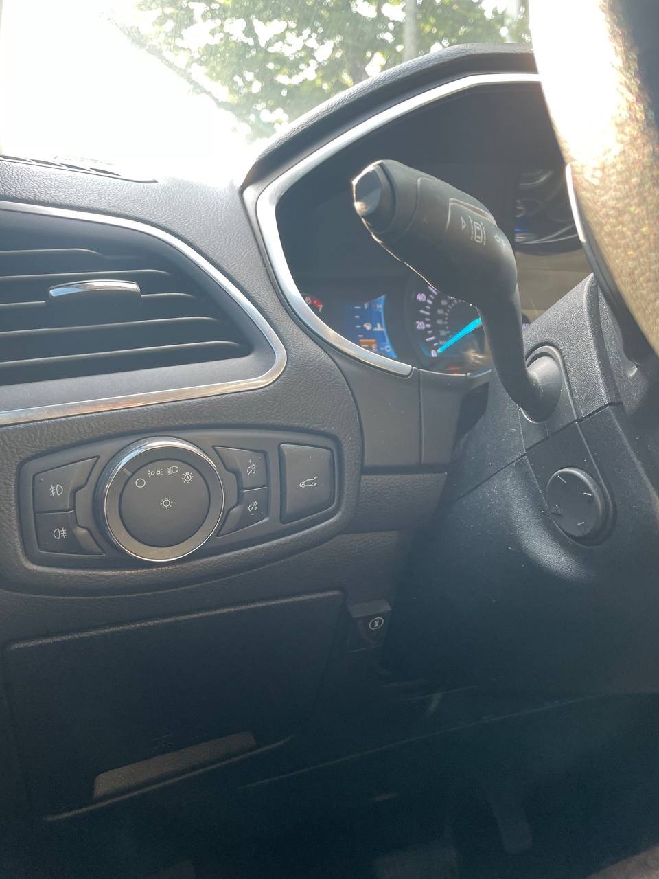 Ford Edge - фото 39