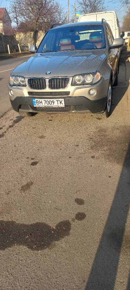 BMW X3 - фото 1