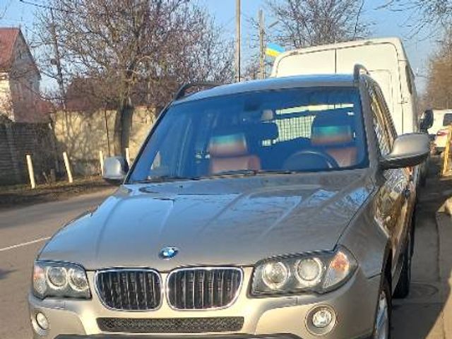 BMW X3 - фото 1