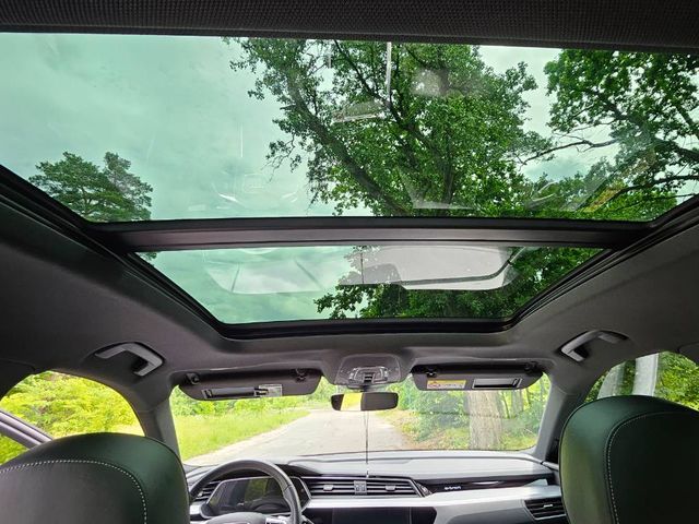 Audi e-tron S Sportback - фото 2