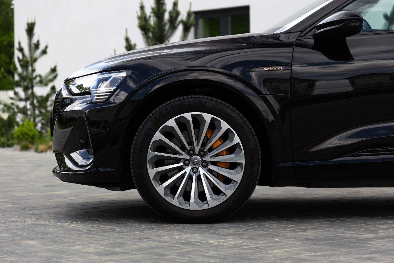 Audi e-tron Sportback - фото 4