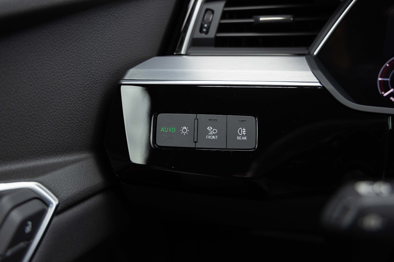 Audi e-tron Sportback - фото 29