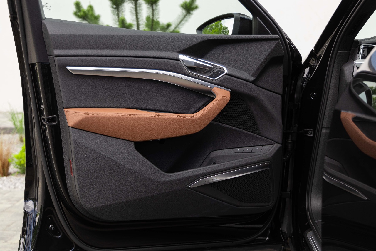 Audi e-tron Sportback - фото 27