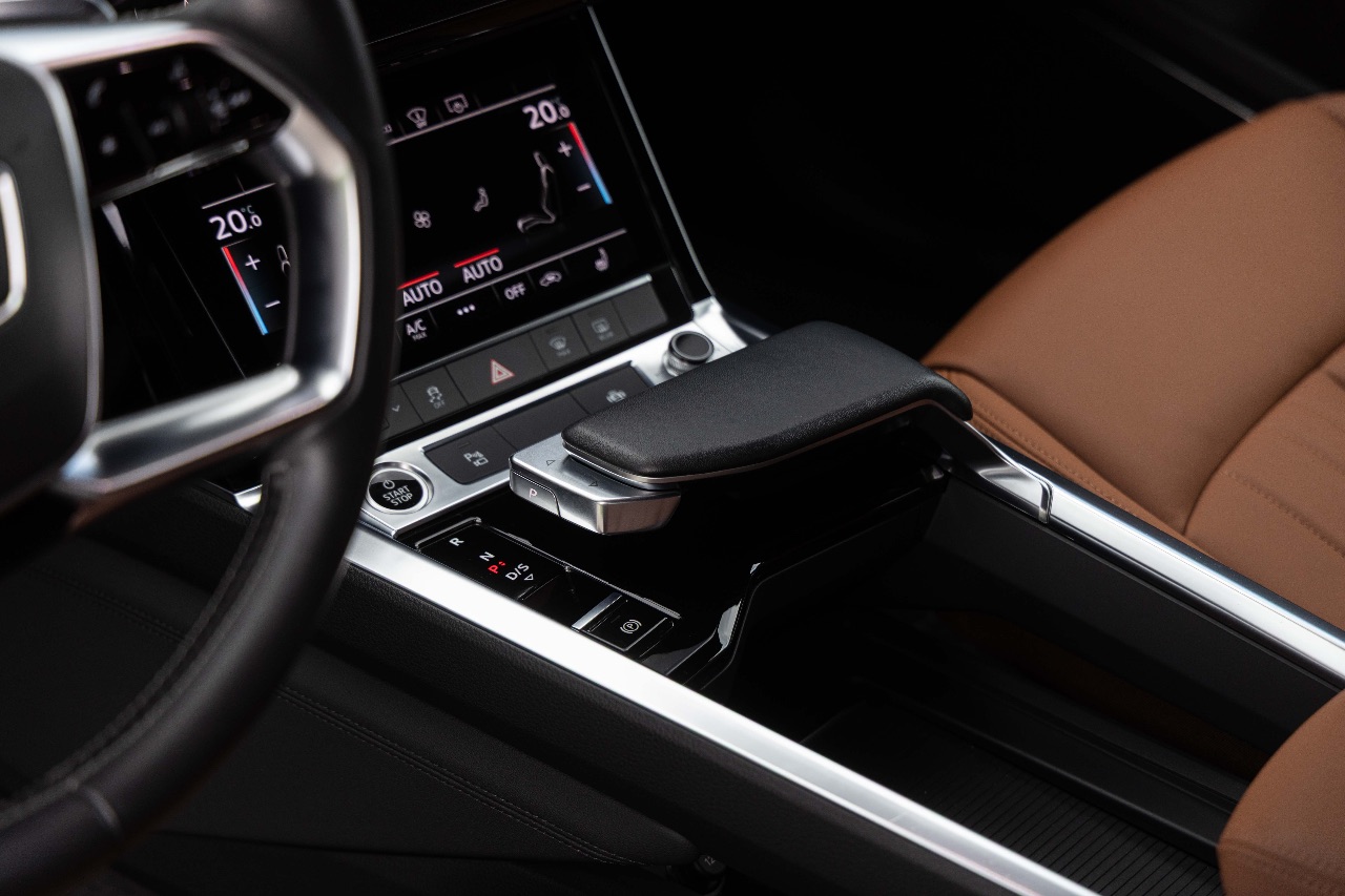 Audi e-tron Sportback - фото 17