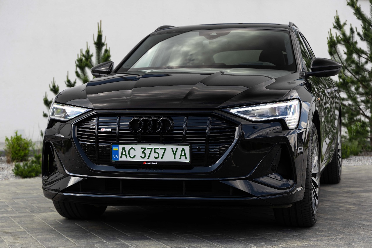 Audi e-tron Sportback - фото 5