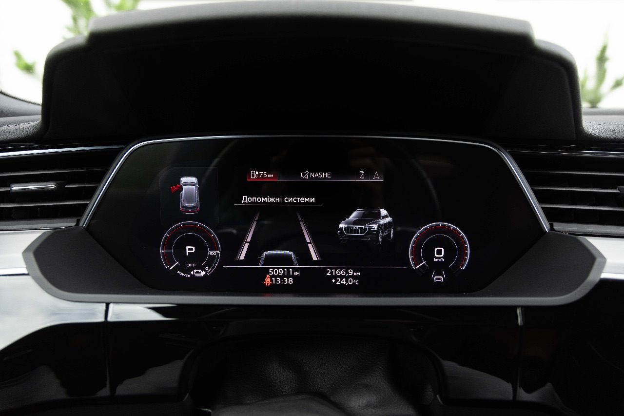 Audi e-tron Sportback - фото 19