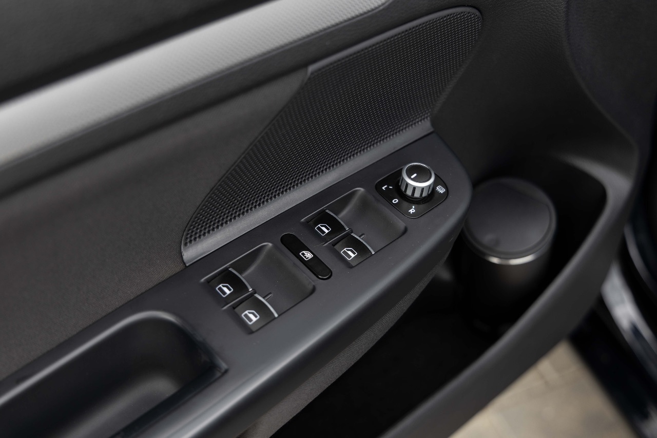 Volkswagen Golf - фото 27