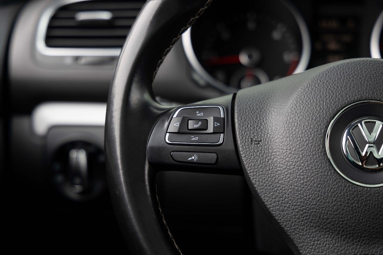 Volkswagen Golf - фото 20