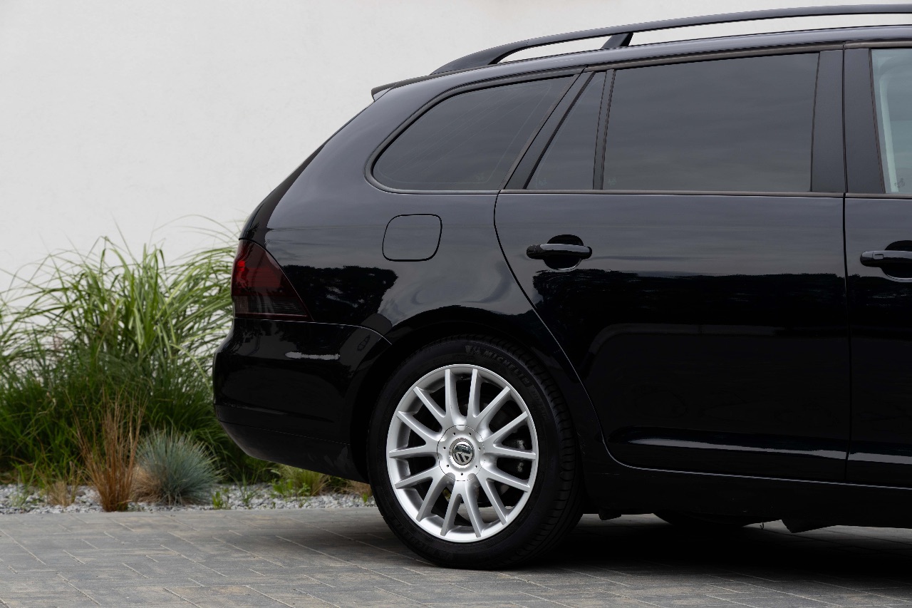 Volkswagen Golf - фото 4