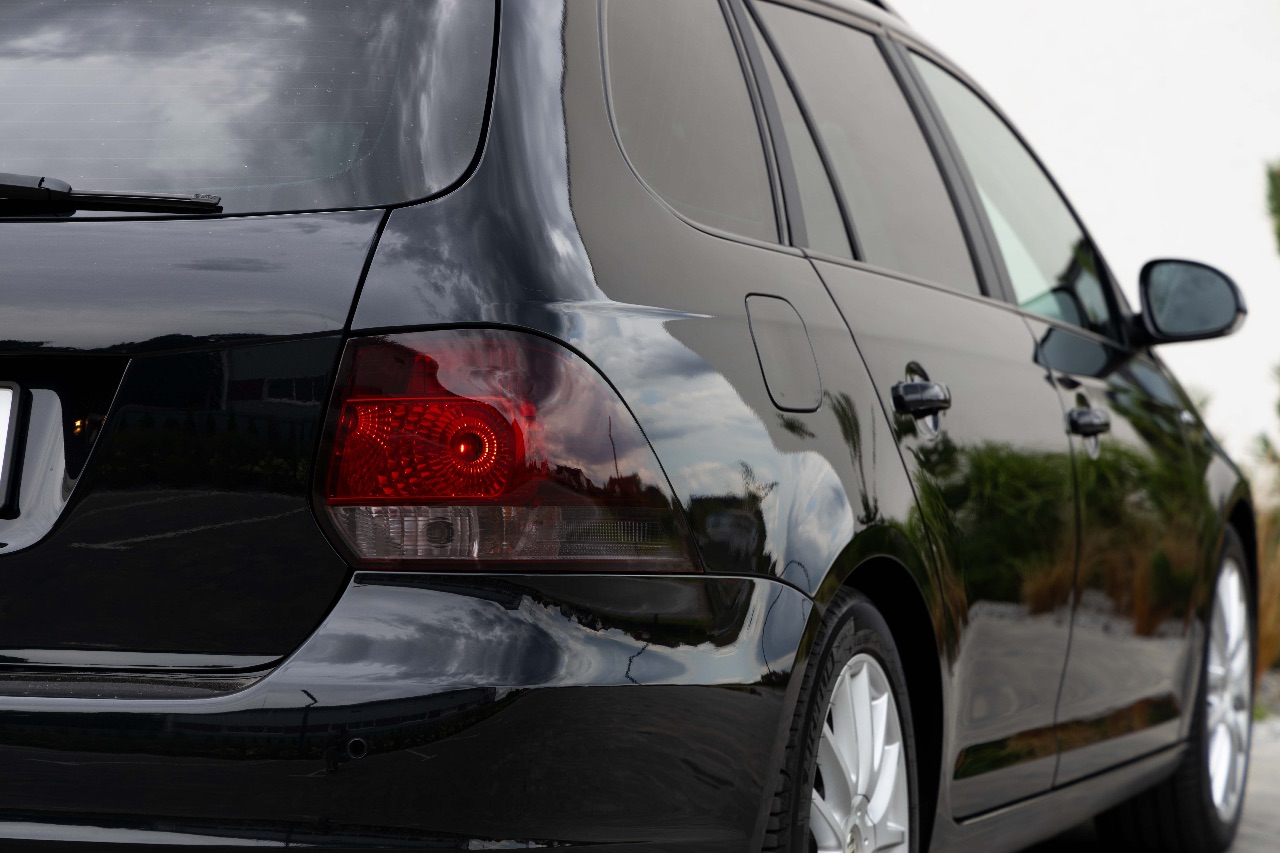 Volkswagen Golf - фото 12