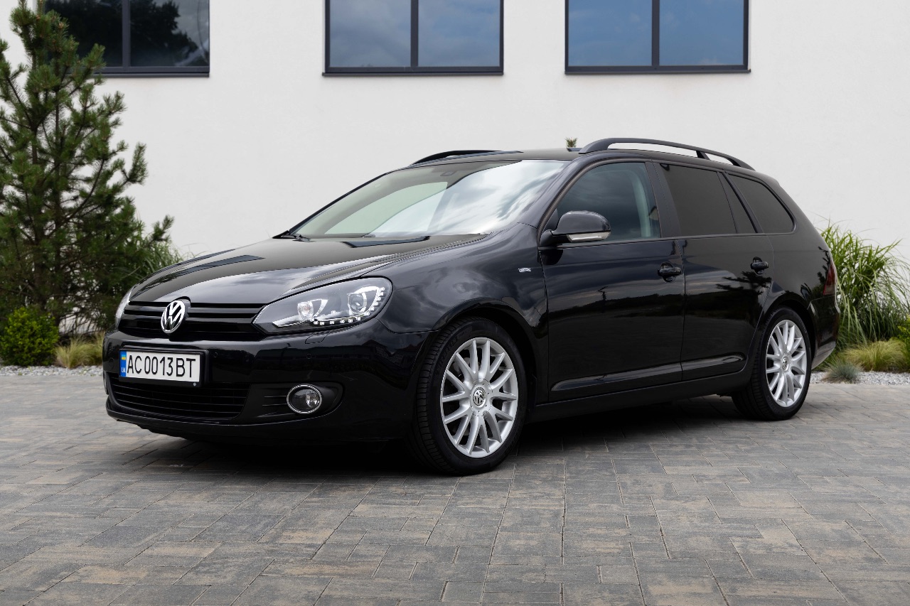 Volkswagen Golf - фото 9