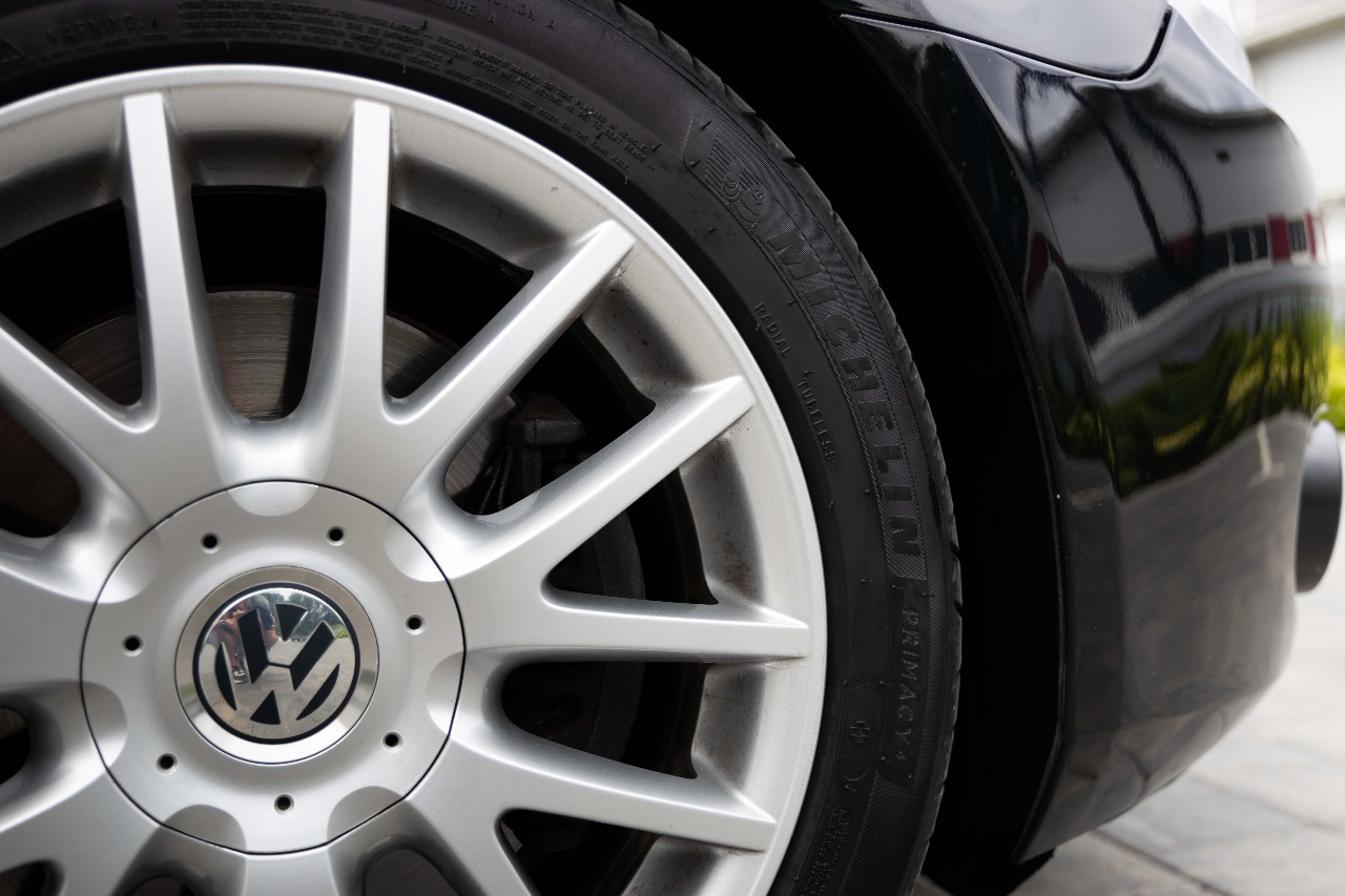 Volkswagen Golf - фото 11