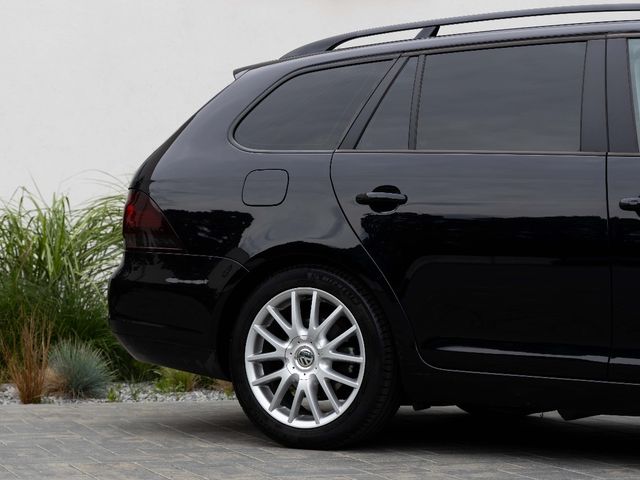 Volkswagen Golf - фото 4