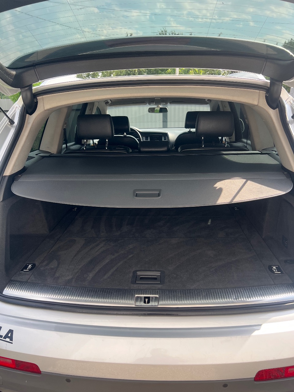 Audi Q7 - фото 21