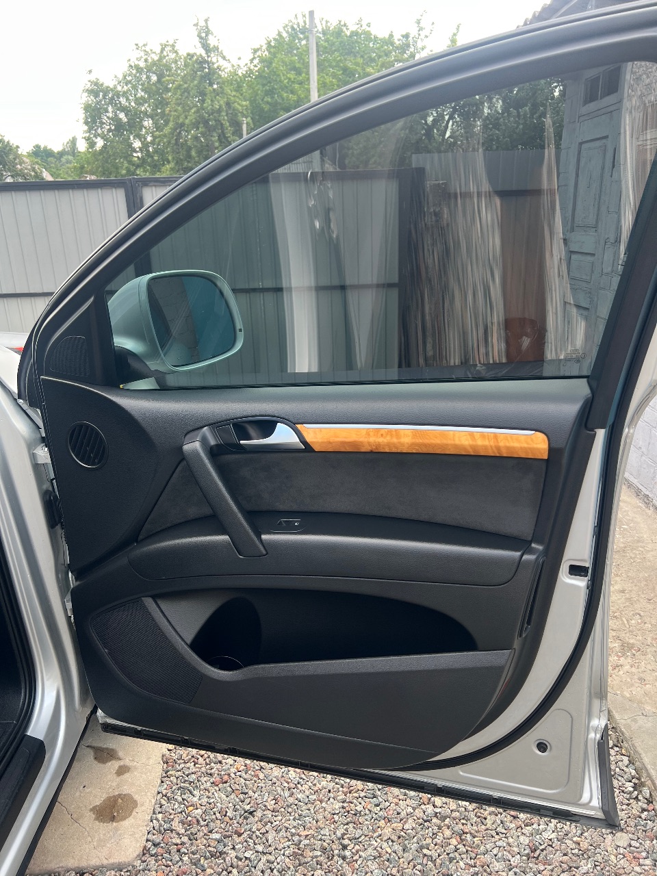 Audi Q7 - фото 12