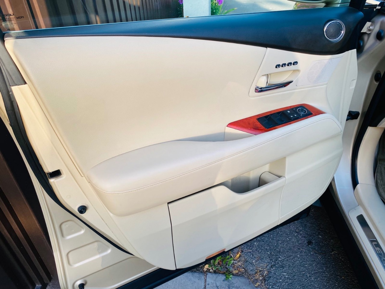 Lexus RX - фото 16