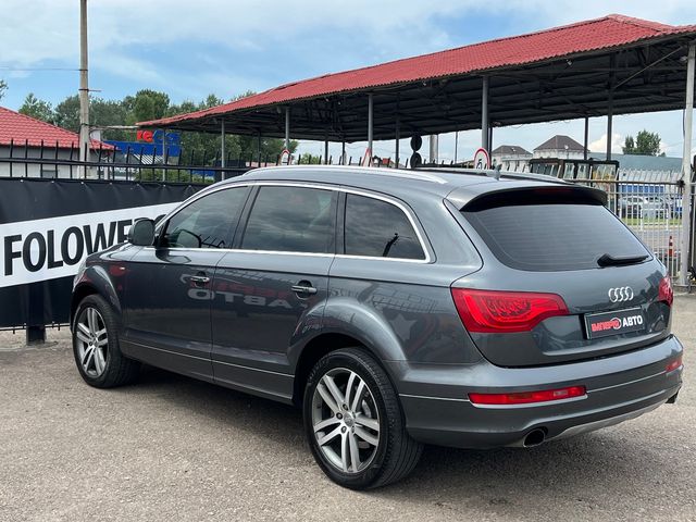 Audi Q7 - фото 5