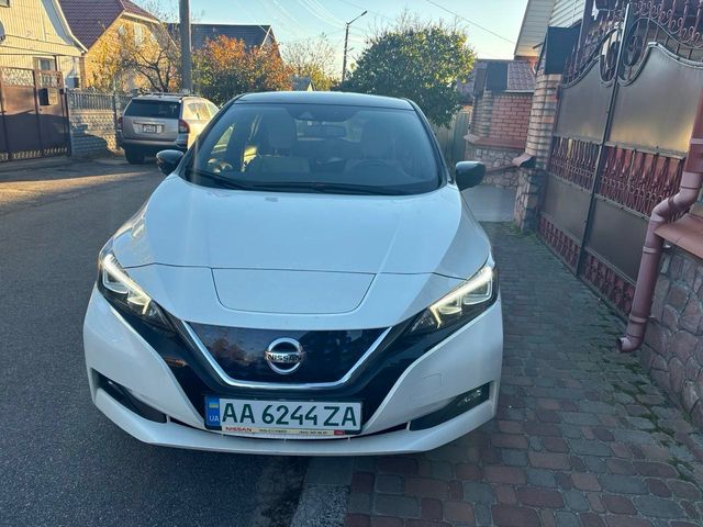 Nissan Leaf 2021, Гатне, $13 500 - зображення 1