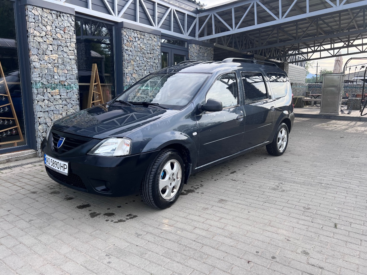 Dacia Logan - фото 6