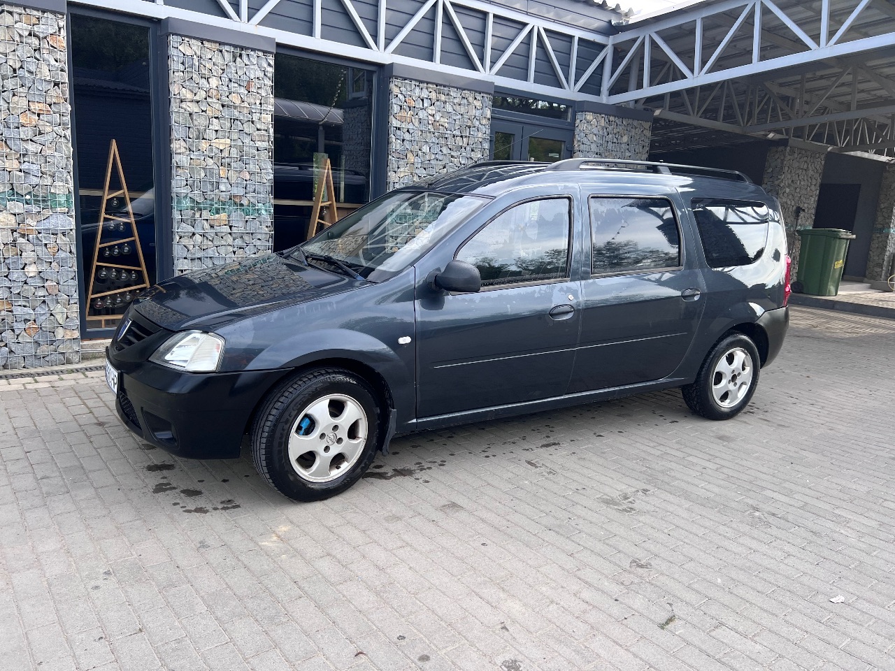 Dacia Logan - фото 4