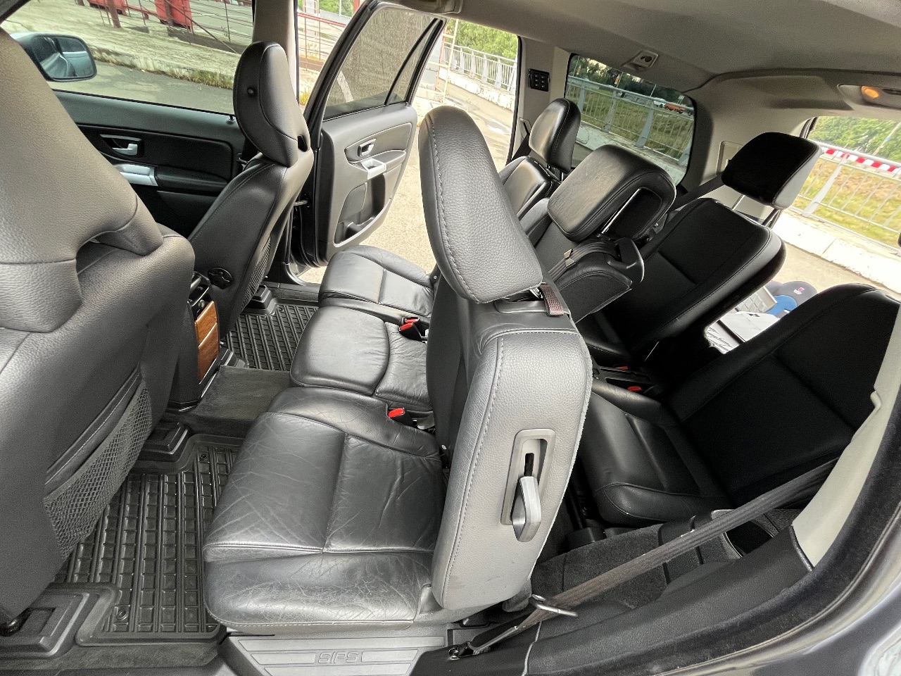 Volvo XC90 - фото 13