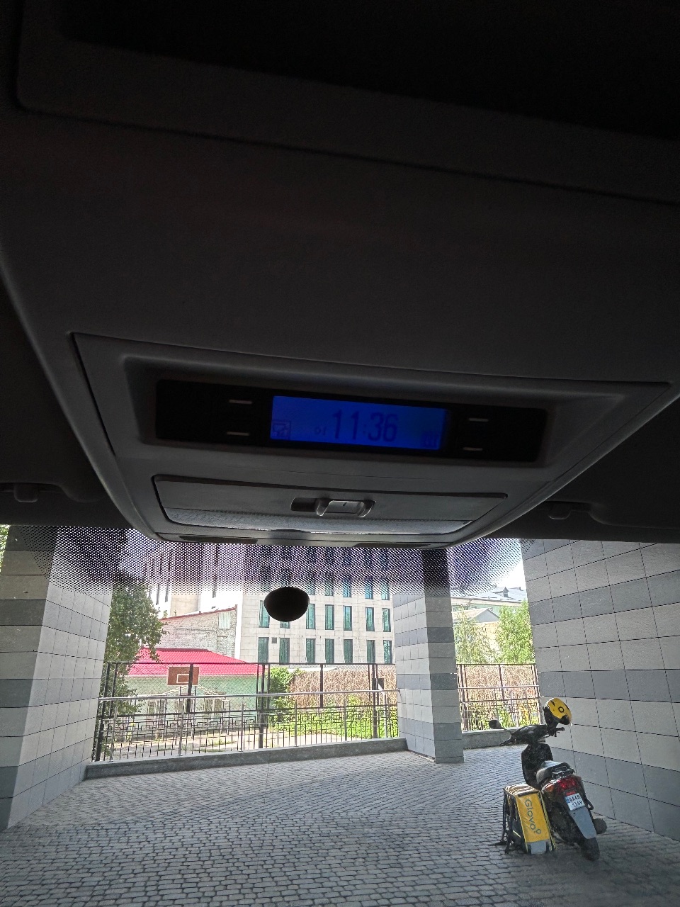 Volkswagen Transporter - фото 13